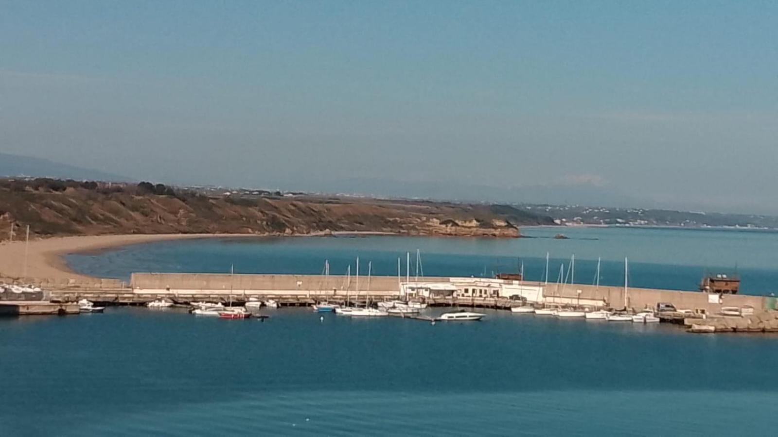Vila Il Porto Di Iskra Vasto Exteriér fotografie